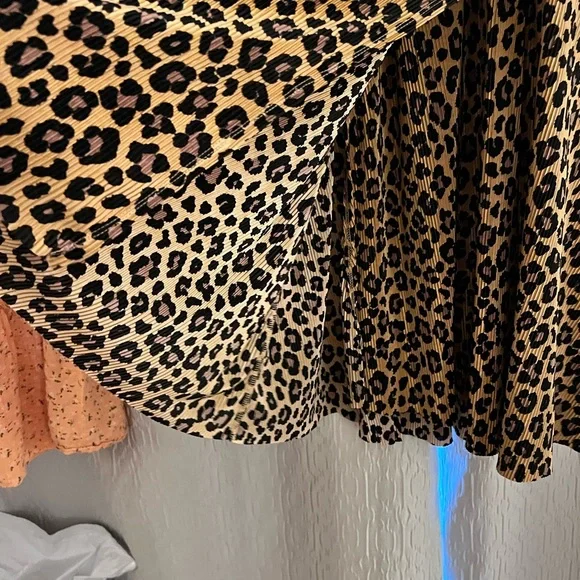 ASOS Animal Print Pleated Dress - Picture 4 of 4